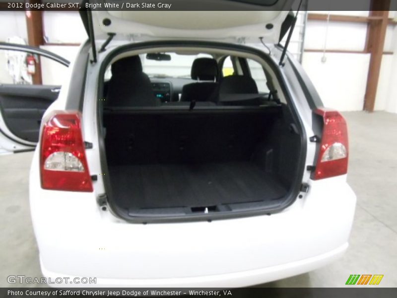 Bright White / Dark Slate Gray 2012 Dodge Caliber SXT