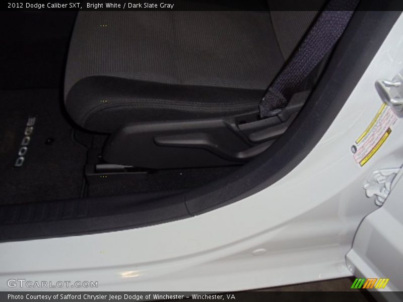 Bright White / Dark Slate Gray 2012 Dodge Caliber SXT