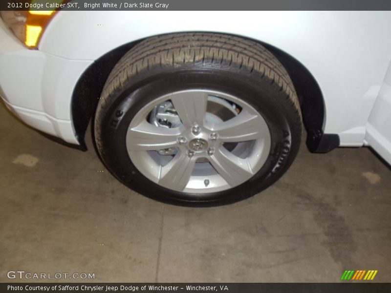 Bright White / Dark Slate Gray 2012 Dodge Caliber SXT