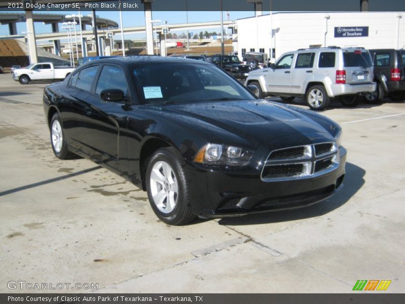 Pitch Black / Black 2012 Dodge Charger SE
