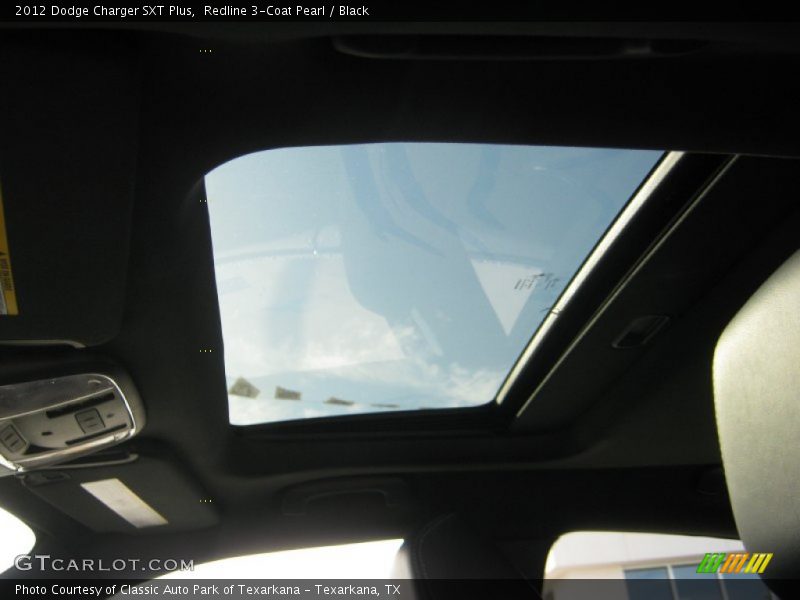 Redline 3-Coat Pearl / Black 2012 Dodge Charger SXT Plus