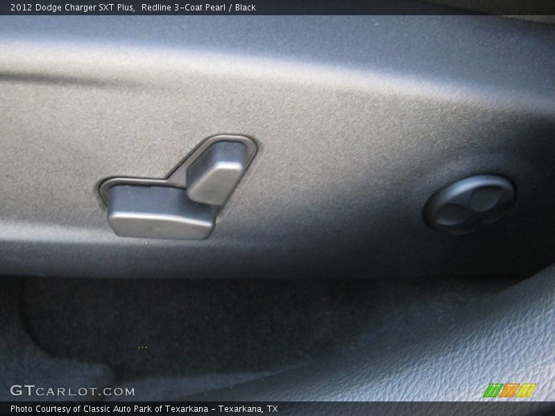 Redline 3-Coat Pearl / Black 2012 Dodge Charger SXT Plus