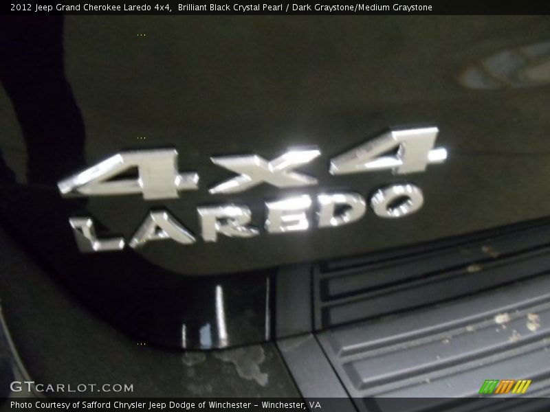 Brilliant Black Crystal Pearl / Dark Graystone/Medium Graystone 2012 Jeep Grand Cherokee Laredo 4x4