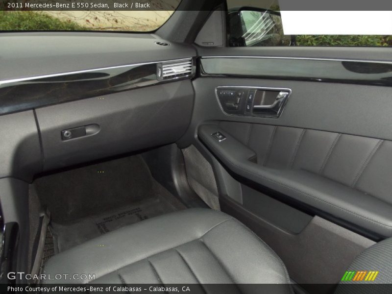 Black / Black 2011 Mercedes-Benz E 550 Sedan