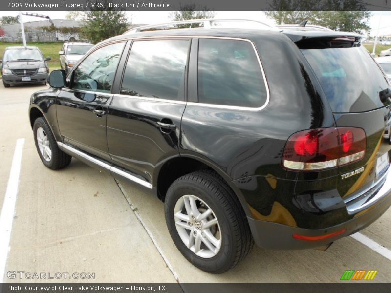 Black Uni / Anthracite 2009 Volkswagen Touareg 2 VR6