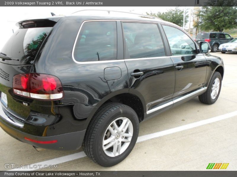 Black Uni / Anthracite 2009 Volkswagen Touareg 2 VR6