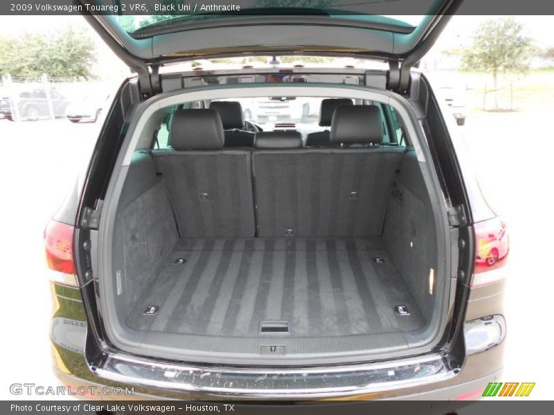 Black Uni / Anthracite 2009 Volkswagen Touareg 2 VR6
