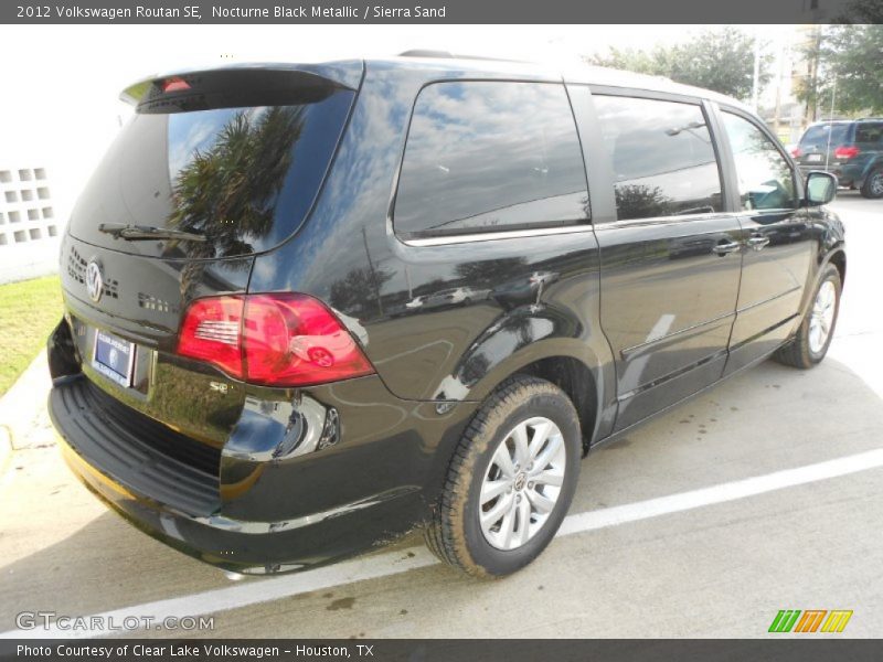 Nocturne Black Metallic / Sierra Sand 2012 Volkswagen Routan SE