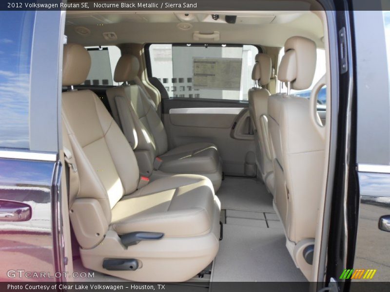 Nocturne Black Metallic / Sierra Sand 2012 Volkswagen Routan SE