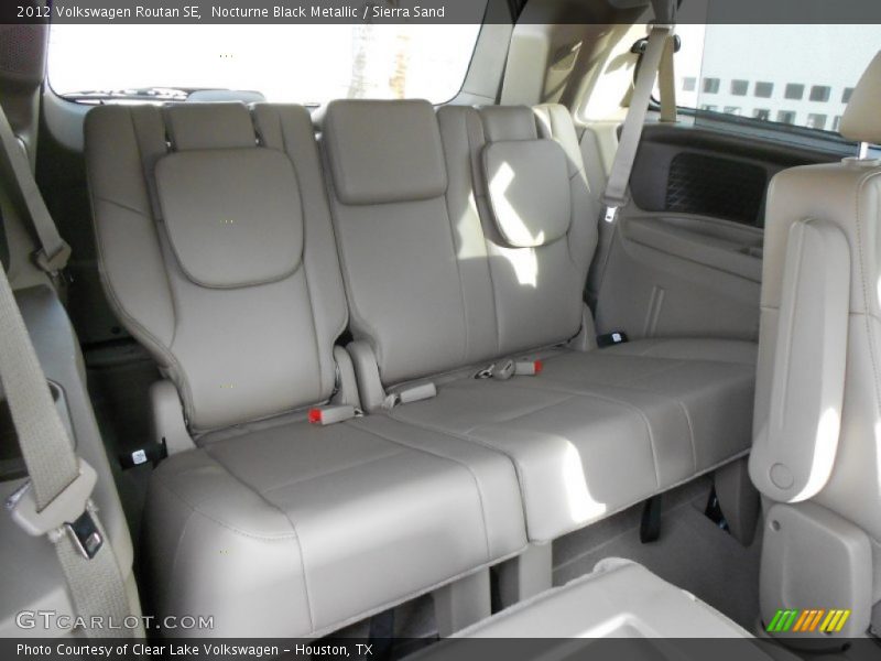 Nocturne Black Metallic / Sierra Sand 2012 Volkswagen Routan SE