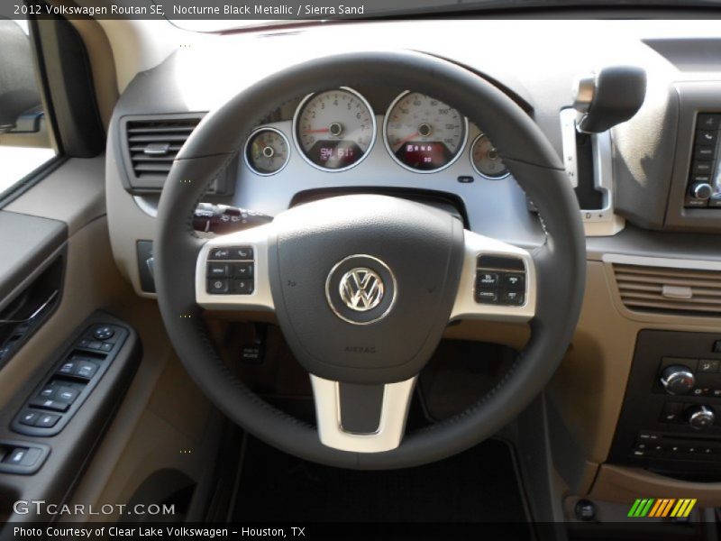 Nocturne Black Metallic / Sierra Sand 2012 Volkswagen Routan SE