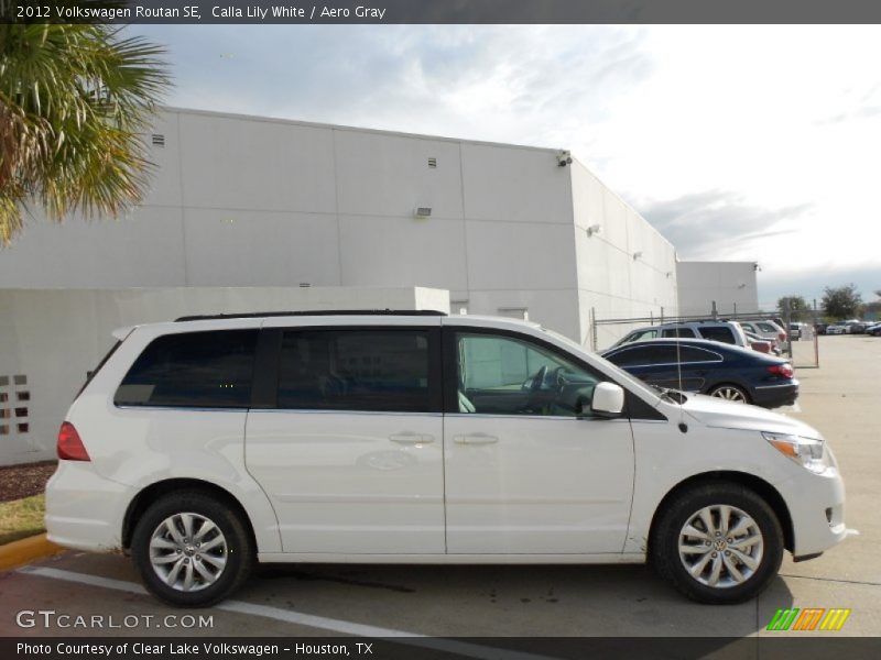 Calla Lily White / Aero Gray 2012 Volkswagen Routan SE