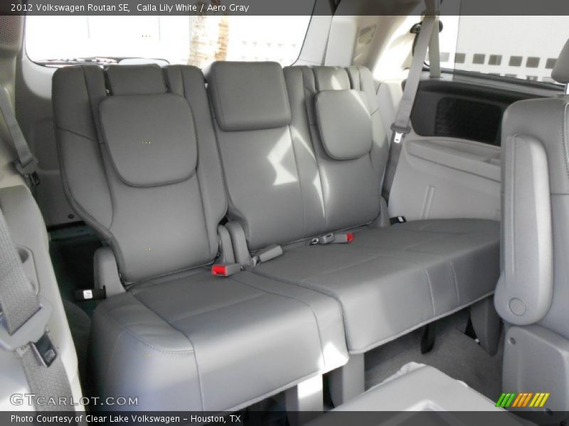 Calla Lily White / Aero Gray 2012 Volkswagen Routan SE