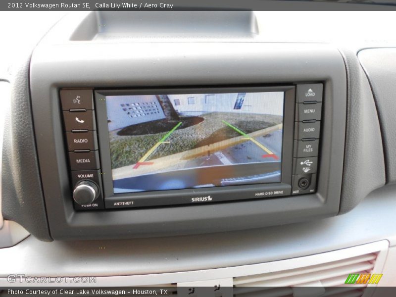 Calla Lily White / Aero Gray 2012 Volkswagen Routan SE