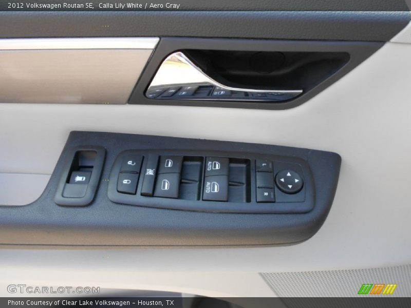 Calla Lily White / Aero Gray 2012 Volkswagen Routan SE