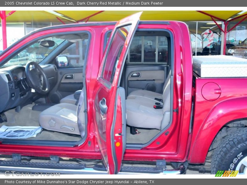 Dark Cherry Red Metallic / Medium Dark Pewter 2005 Chevrolet Colorado LS Crew Cab