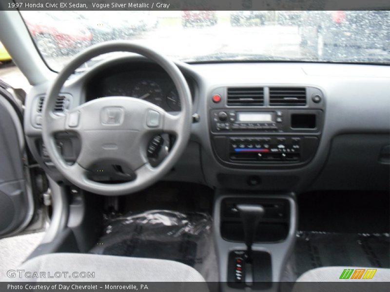 Vogue Silver Metallic / Gray 1997 Honda Civic EX Sedan