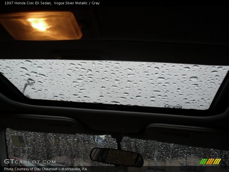 Vogue Silver Metallic / Gray 1997 Honda Civic EX Sedan