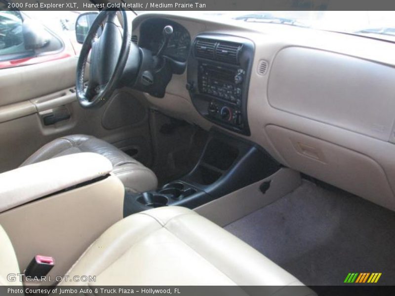 Harvest Gold Metallic / Medium Prairie Tan 2000 Ford Explorer XLT