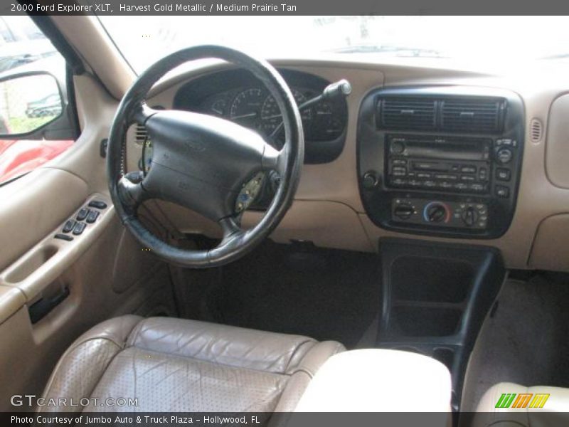 Harvest Gold Metallic / Medium Prairie Tan 2000 Ford Explorer XLT