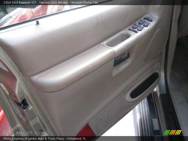 Harvest Gold Metallic / Medium Prairie Tan 2000 Ford Explorer XLT