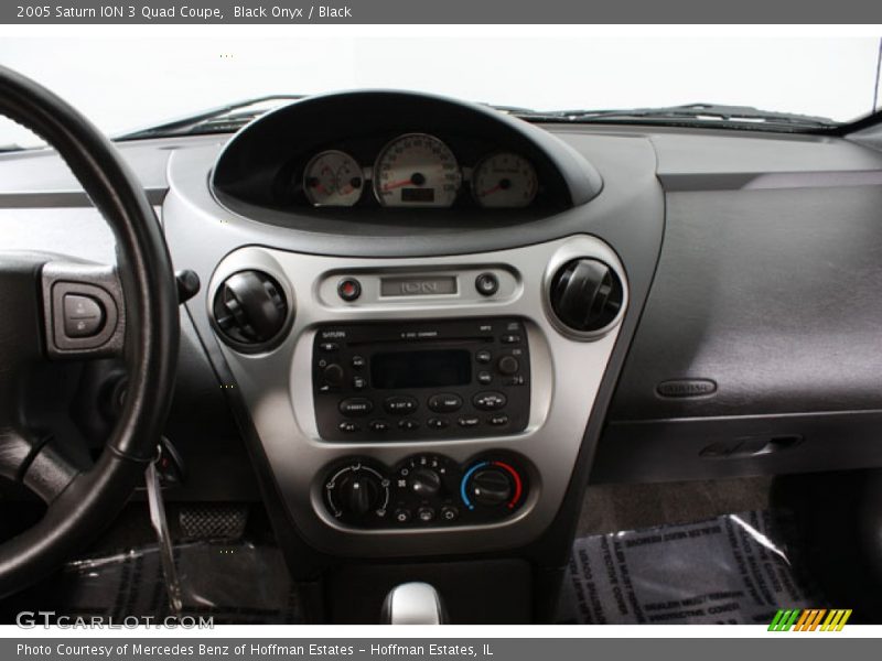 Black Onyx / Black 2005 Saturn ION 3 Quad Coupe