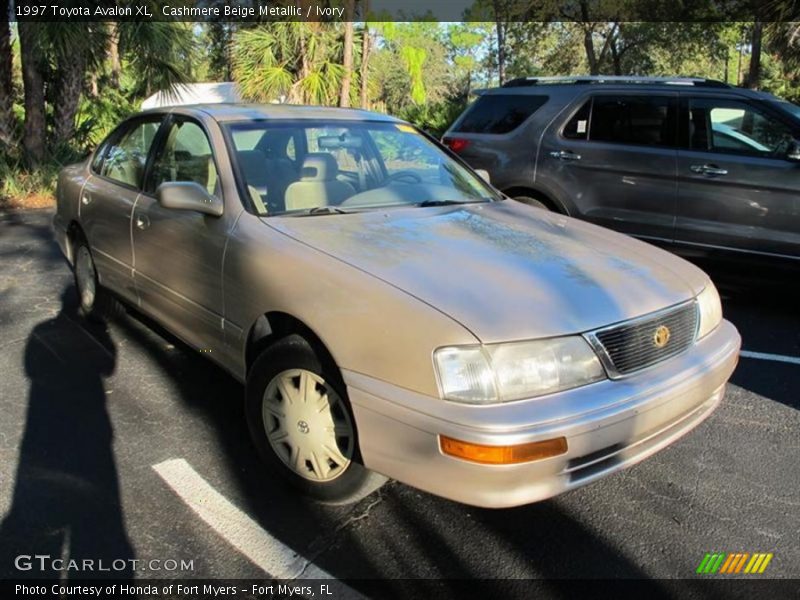 Cashmere Beige Metallic / Ivory 1997 Toyota Avalon XL