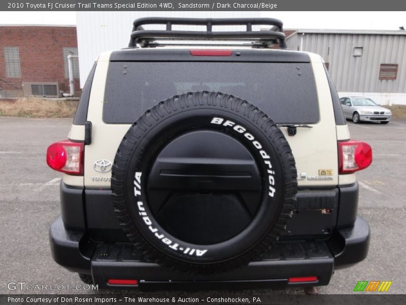 Sandstorm / Dark Charcoal/Beige 2010 Toyota FJ Cruiser Trail Teams Special Edition 4WD