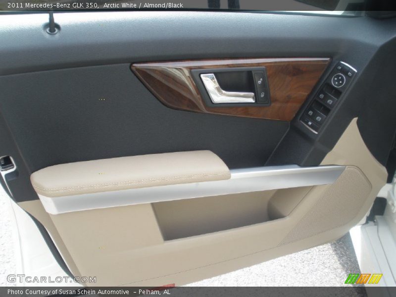 Arctic White / Almond/Black 2011 Mercedes-Benz GLK 350