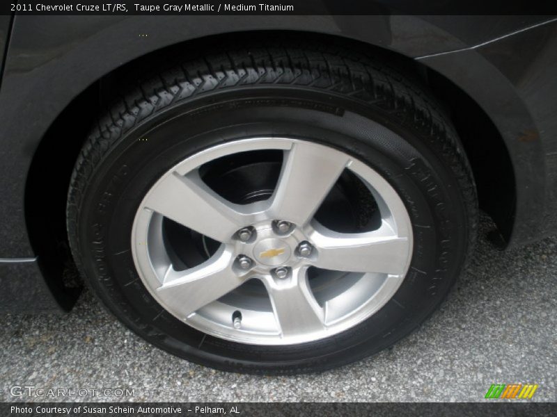 Taupe Gray Metallic / Medium Titanium 2011 Chevrolet Cruze LT/RS