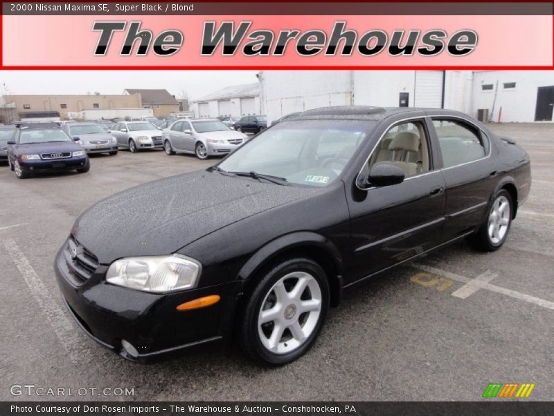 Super Black / Blond 2000 Nissan Maxima SE