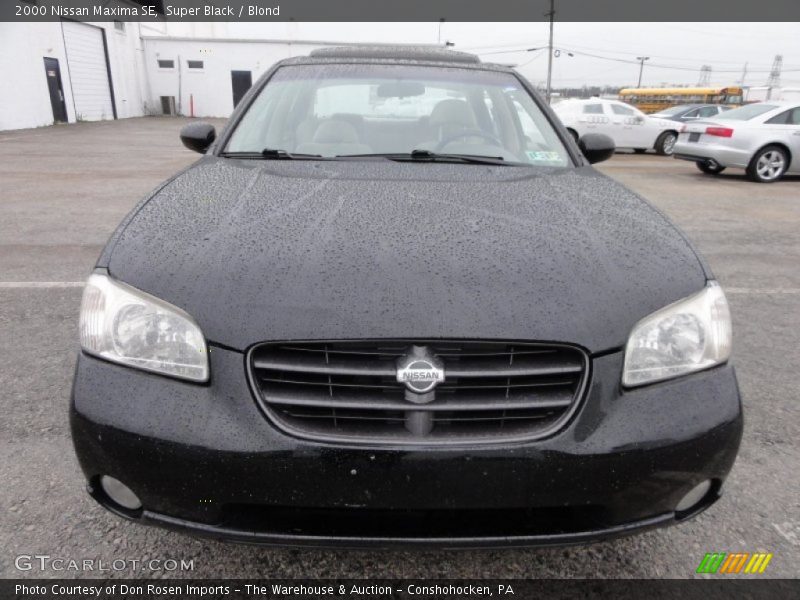 Super Black / Blond 2000 Nissan Maxima SE
