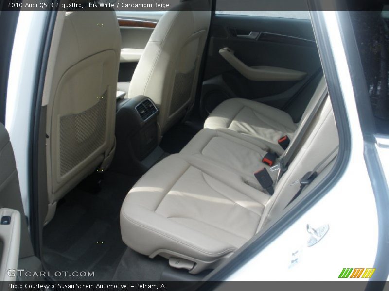 Ibis White / Cardamom Beige 2010 Audi Q5 3.2 quattro
