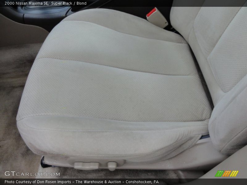 Super Black / Blond 2000 Nissan Maxima SE