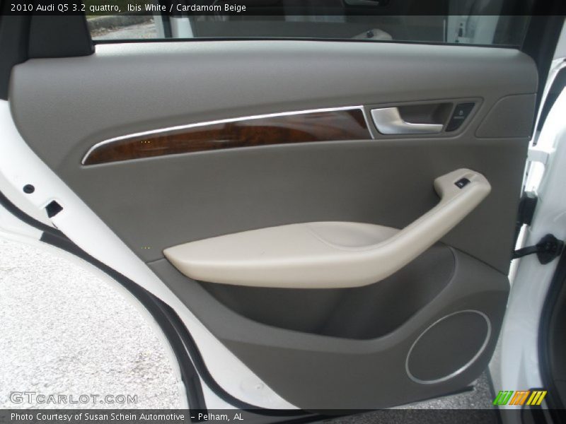 Ibis White / Cardamom Beige 2010 Audi Q5 3.2 quattro