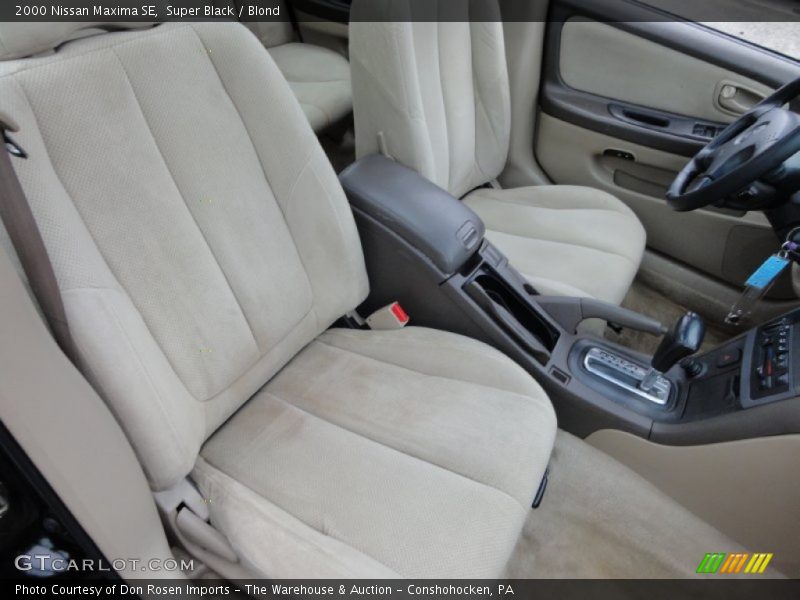 Super Black / Blond 2000 Nissan Maxima SE