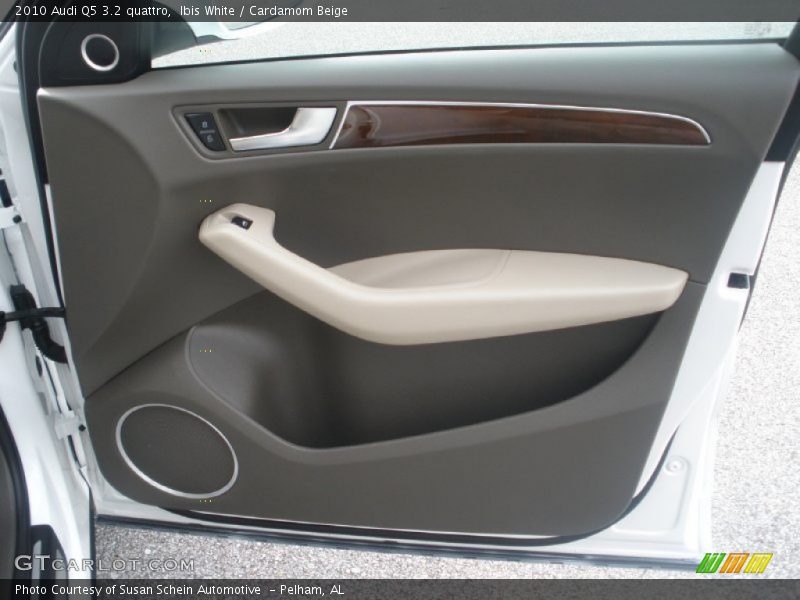 Ibis White / Cardamom Beige 2010 Audi Q5 3.2 quattro