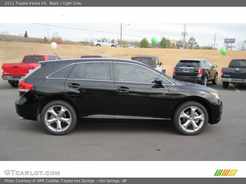 Black / Light Gray 2011 Toyota Venza V6