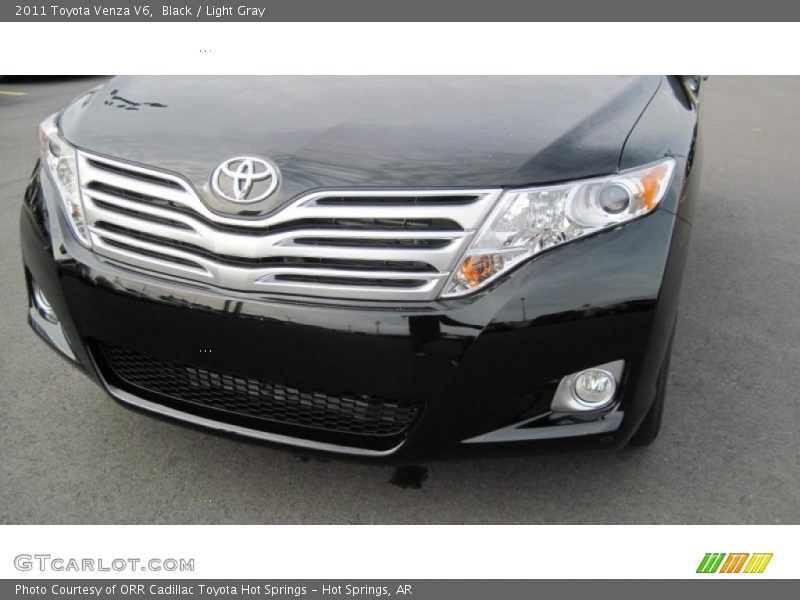 Black / Light Gray 2011 Toyota Venza V6