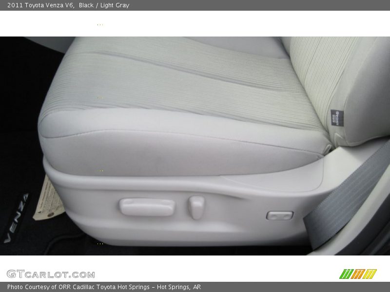 Black / Light Gray 2011 Toyota Venza V6