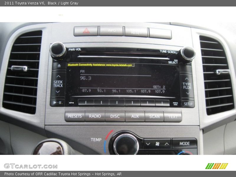 Black / Light Gray 2011 Toyota Venza V6