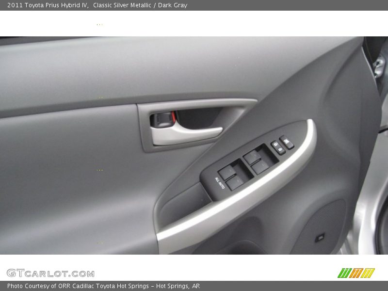 Classic Silver Metallic / Dark Gray 2011 Toyota Prius Hybrid IV