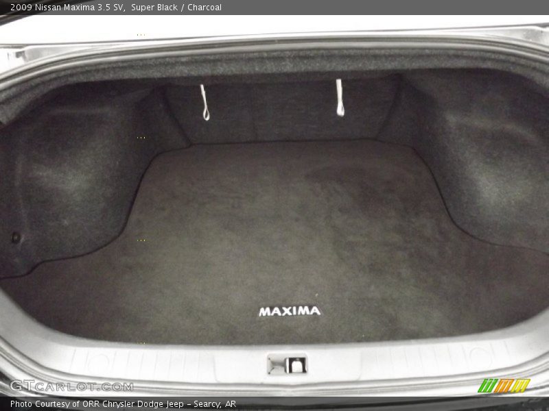  2009 Maxima 3.5 SV Trunk