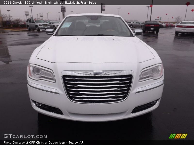 Bright White / Black/Light Frost Beige 2012 Chrysler 300 Limited