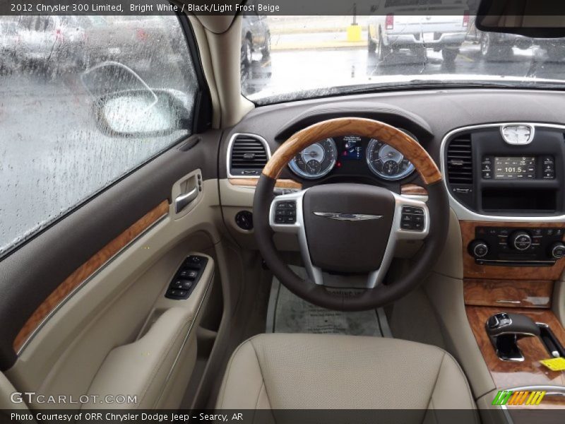 Bright White / Black/Light Frost Beige 2012 Chrysler 300 Limited