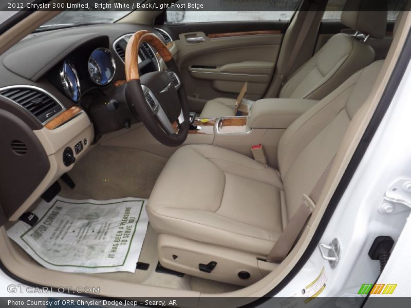 Bright White / Black/Light Frost Beige 2012 Chrysler 300 Limited