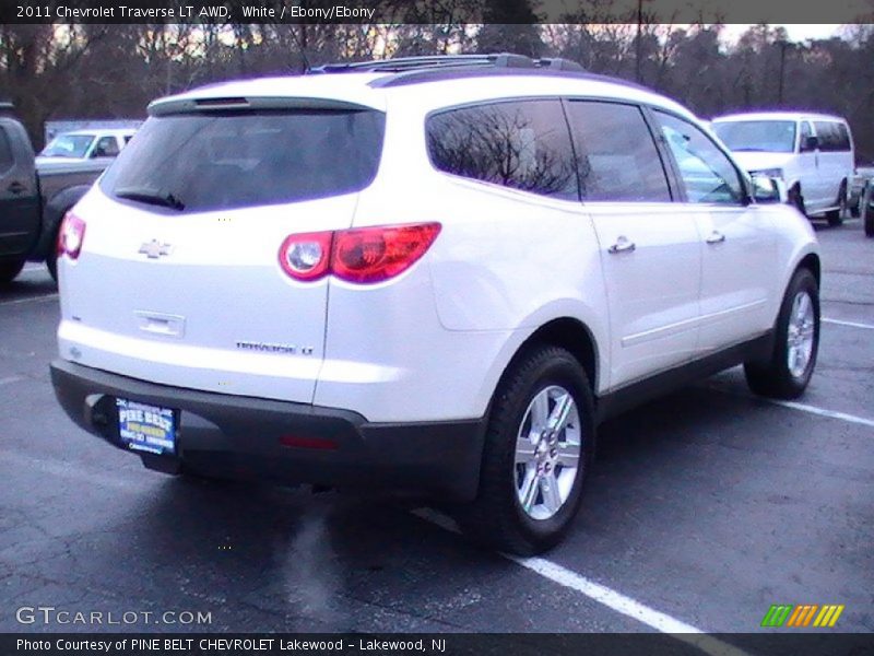 White / Ebony/Ebony 2011 Chevrolet Traverse LT AWD