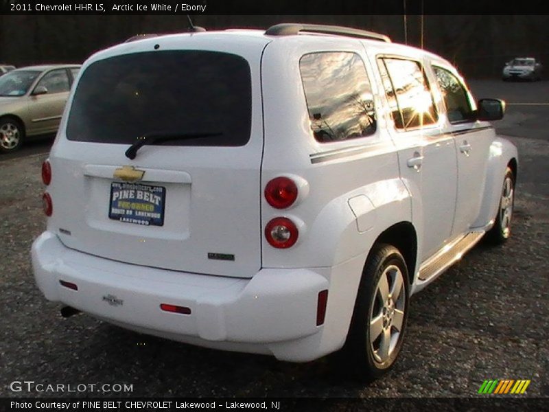 Arctic Ice White / Ebony 2011 Chevrolet HHR LS
