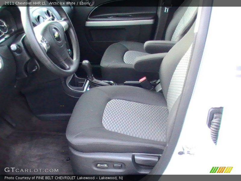 Arctic Ice White / Ebony 2011 Chevrolet HHR LS