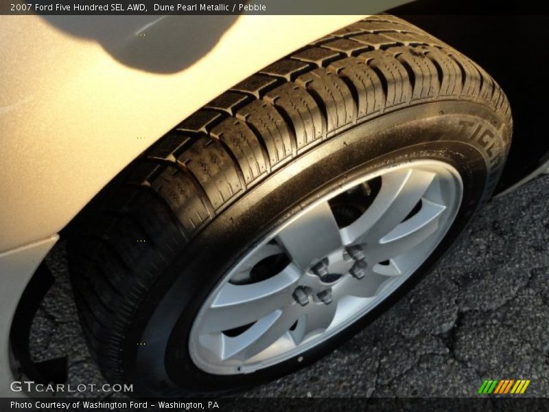 Dune Pearl Metallic / Pebble 2007 Ford Five Hundred SEL AWD